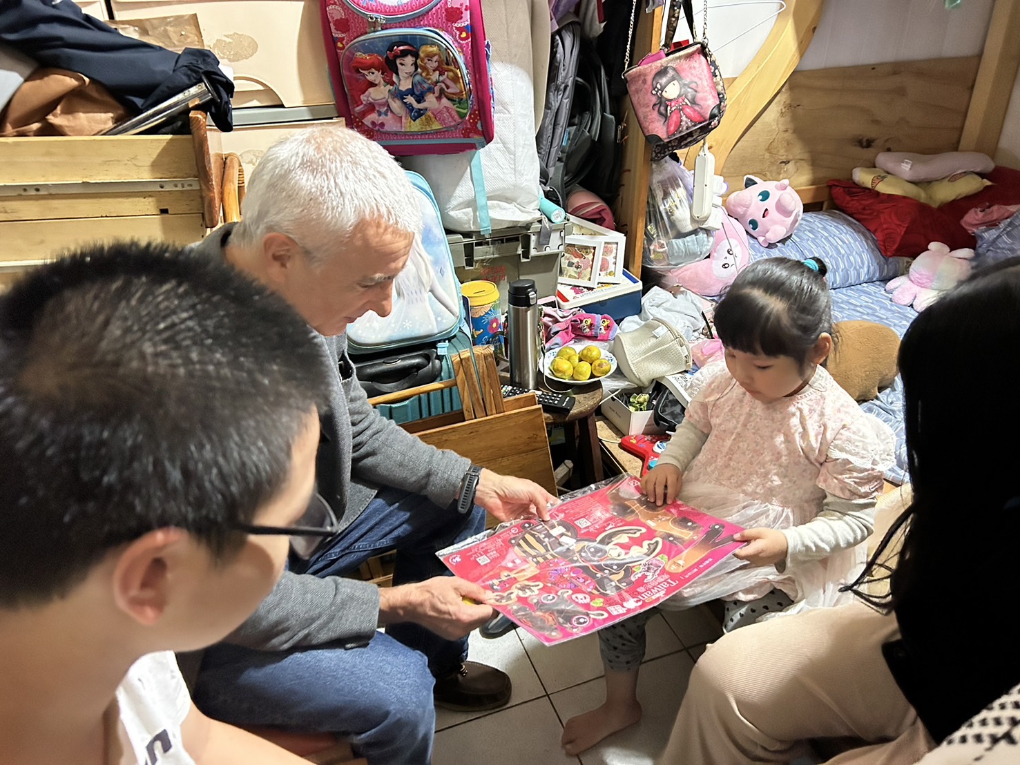 賽珍珠基金會攜手谷月涵 為貧困新二代點亮春節(標題圖檔)